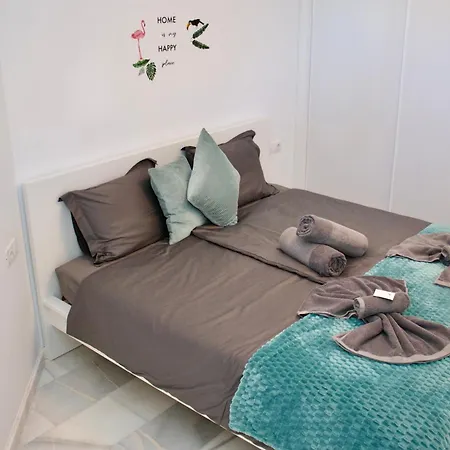 Duque Beachfront Elite * אדחה