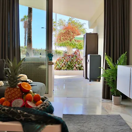 Duque Beachfront Elite * אדחה