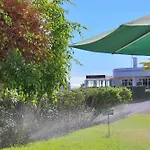 Duque Beachfront Elite Apartamento