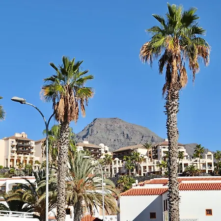 Appartement Duque Beachfront Elite