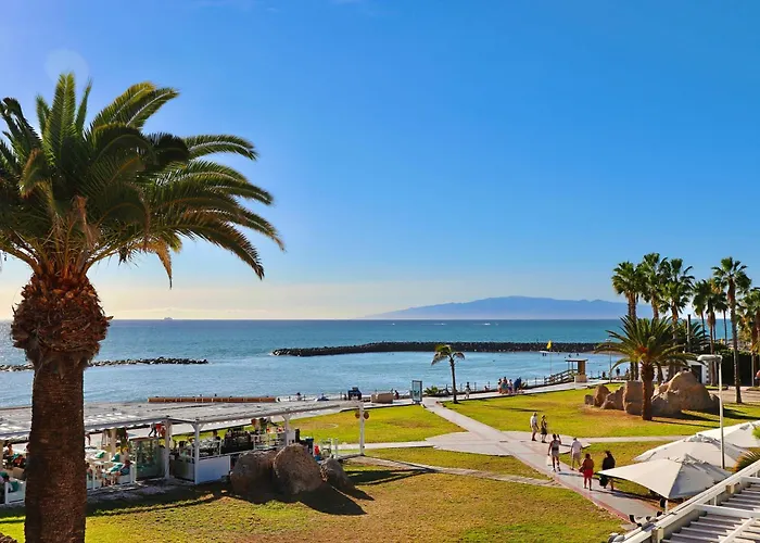 Duque Beachfront Elite アデヘ